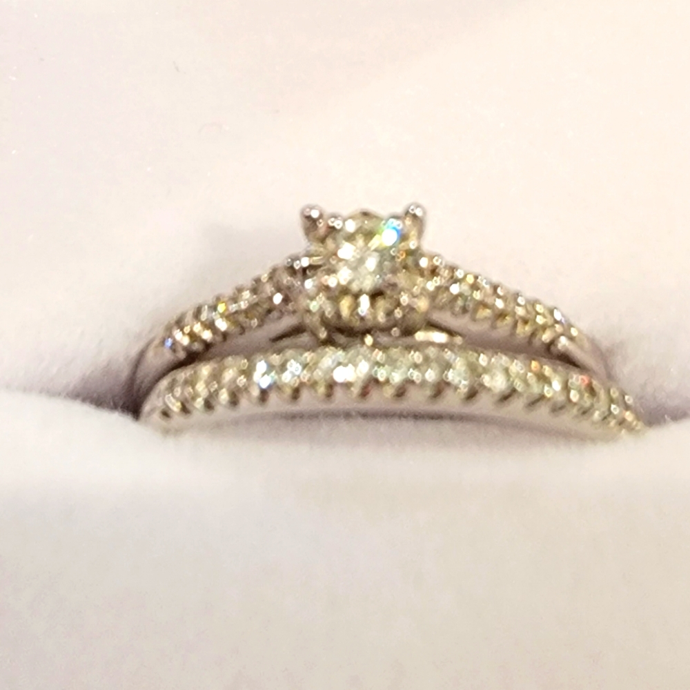 Bridal set natural diamonds and 10k solid white gold.